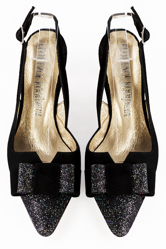Gloss black women's dress pumps, with a knot on the front. Tapered toe. Medium spool heels. Top view - Florence KOOIJMAN